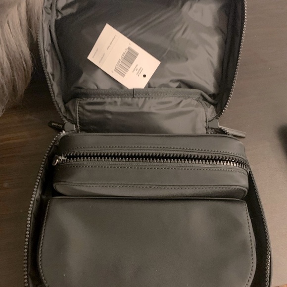 Kate Spade 3pc cosmetic bag set NWT - Picture 2 of 4